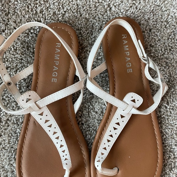 Womens Old Navy thong sandals black and white stripe size ten - Picture 3 of 8